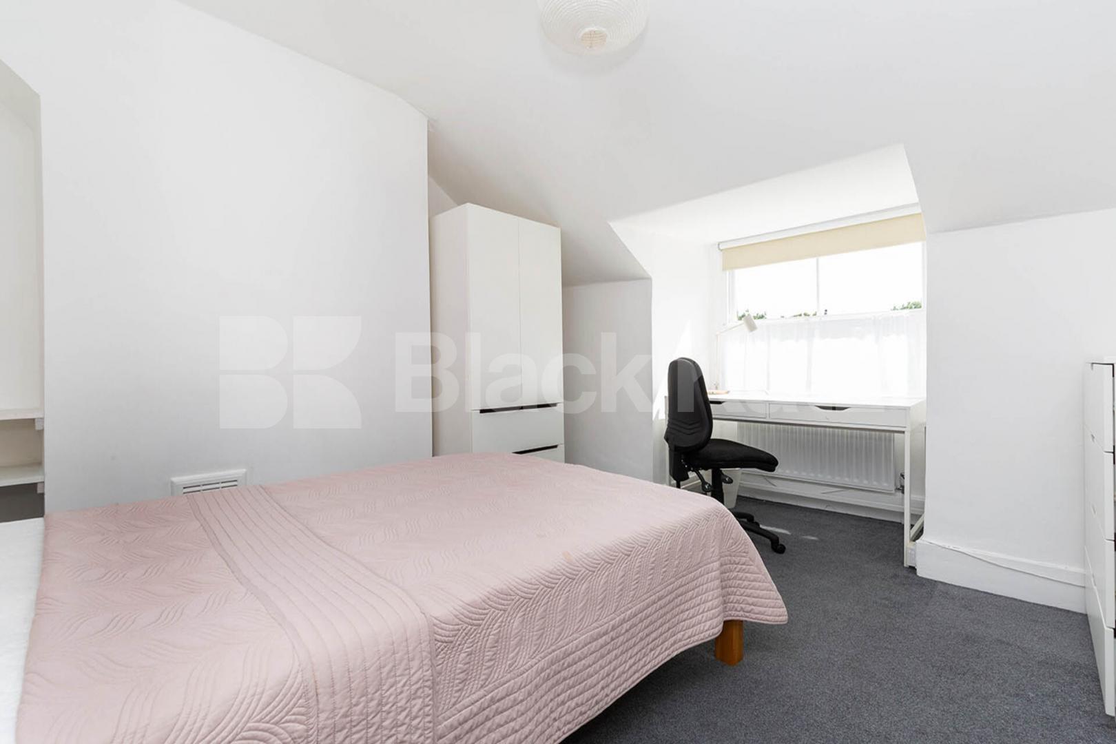 6 bedroom house with 2 reception rooms and a garden Burgoyne Road, Harringay - Hornsey